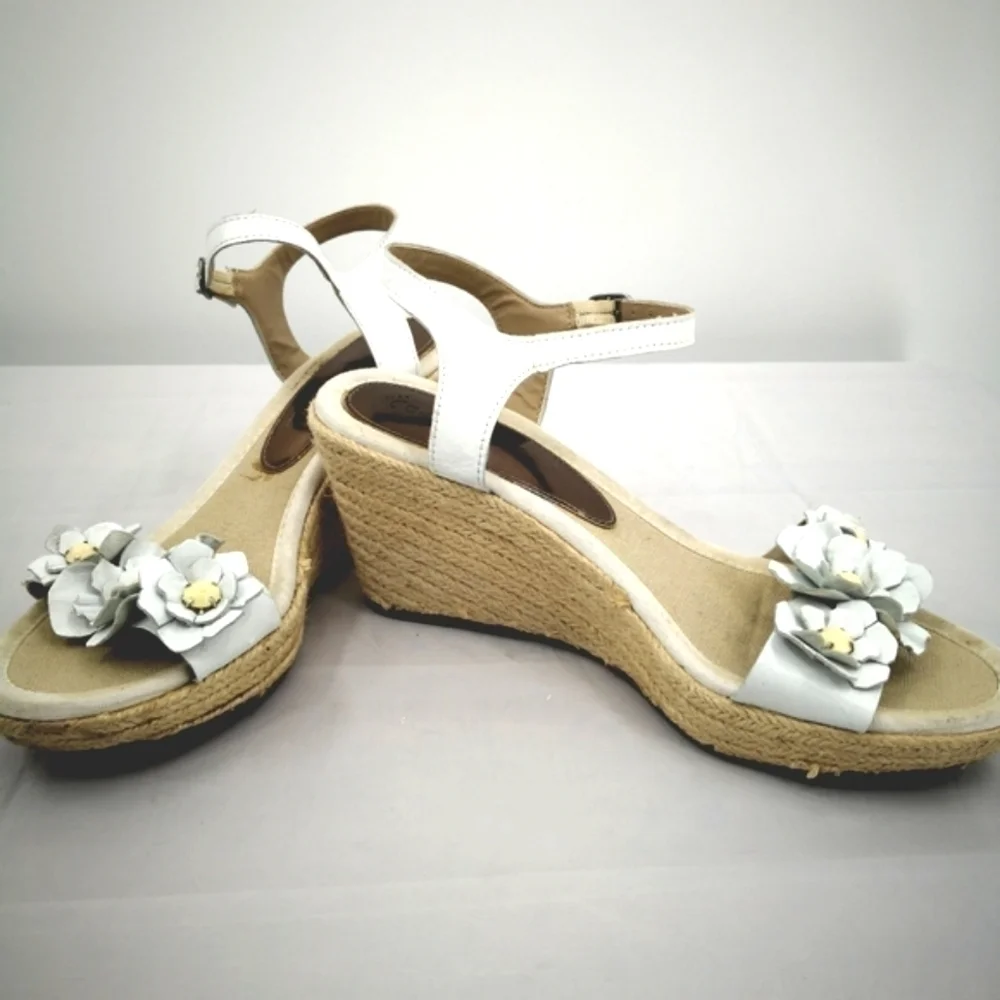 BareTraps Women's 9M Bling White Tease Espadrille Jute Wedge with Ankle Strap